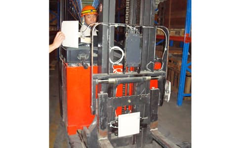 RFID應用于智能倉儲叉車改裝