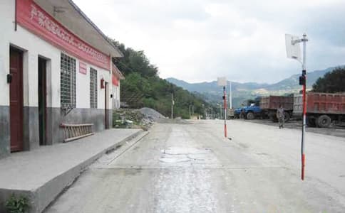 RFID陶瓷卡車輛管理抗金屬標(biāo)簽UT5867用于智能稱重