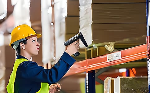 RFID手持機(jī)在不同行業(yè)中的應(yīng)用價(jià)值