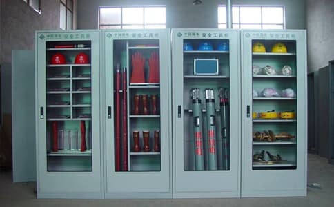 電力、高鐵、飛機(jī)制造等行業(yè)的RFID安全工器具管理柜介紹